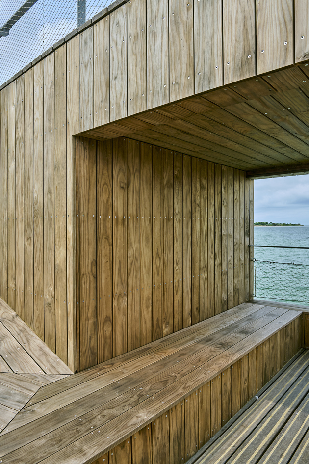 PIER 11