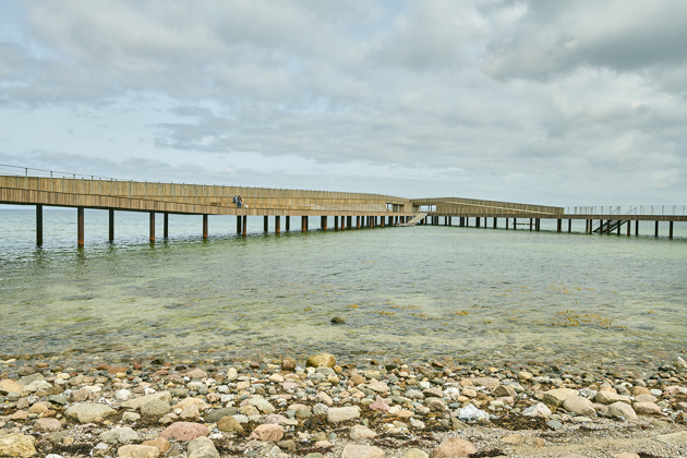 PIER 24