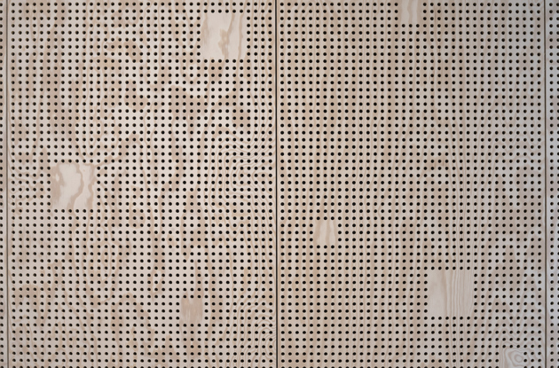 L1000143.jpg