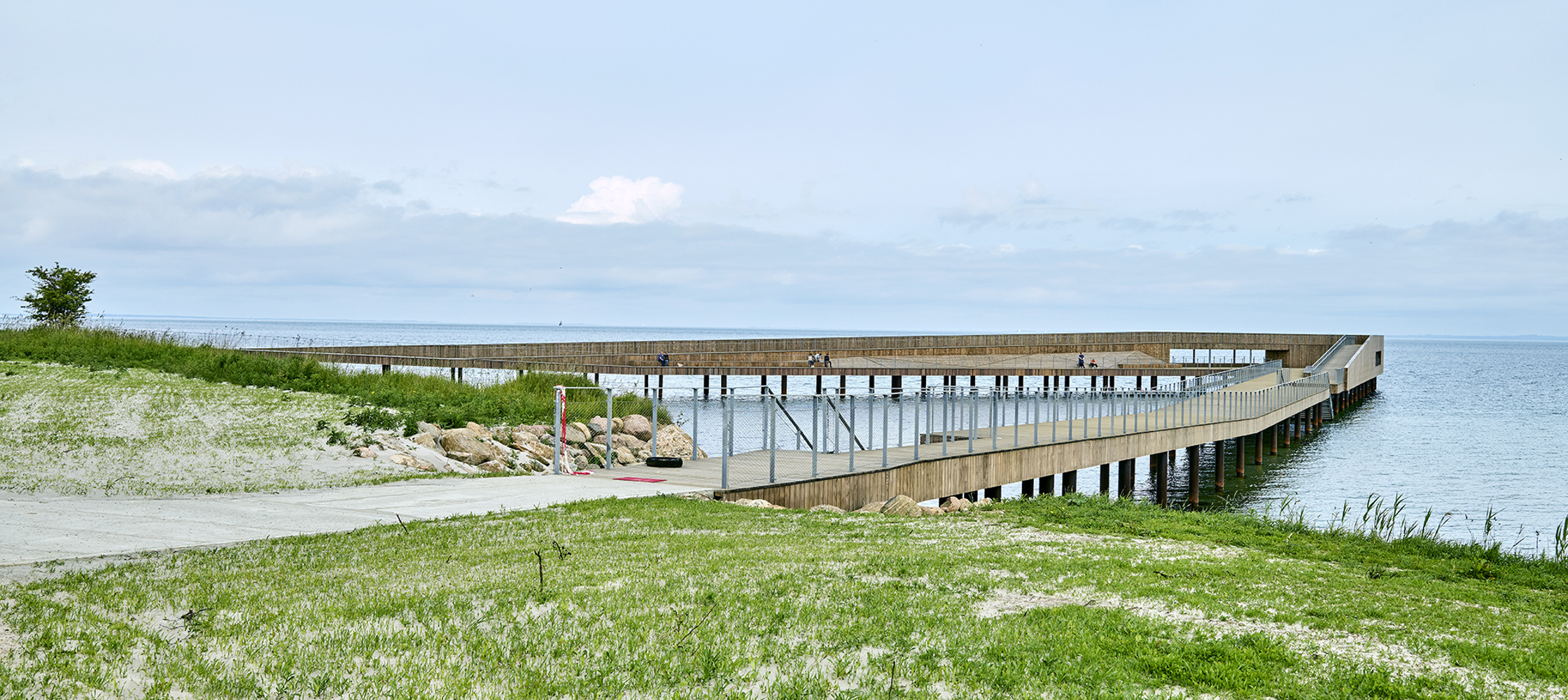 PIER 30